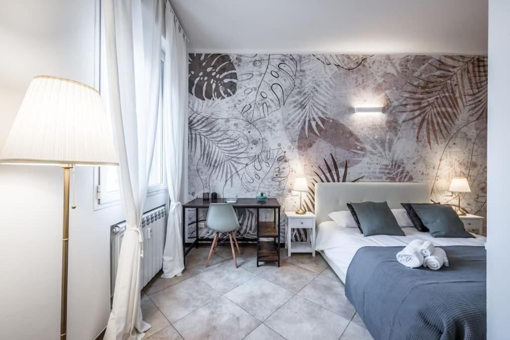 Апартаменты Sotto Le Due Torri 5* Болонья Экстерьер фото